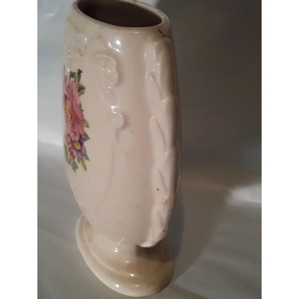 Vintage Ceramic Vase With Flowers Antique White Vintage Used 6”